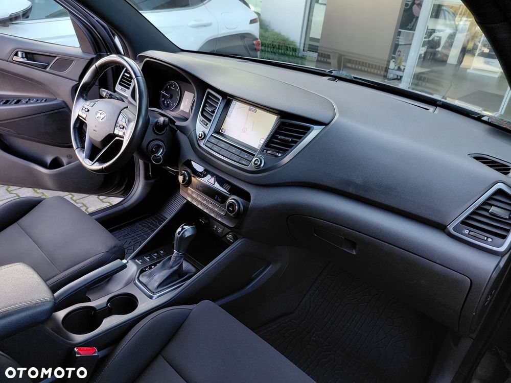 Hyundai Tucson 1.7 CRDI BlueDrive Comfort 2WD DCT - 24