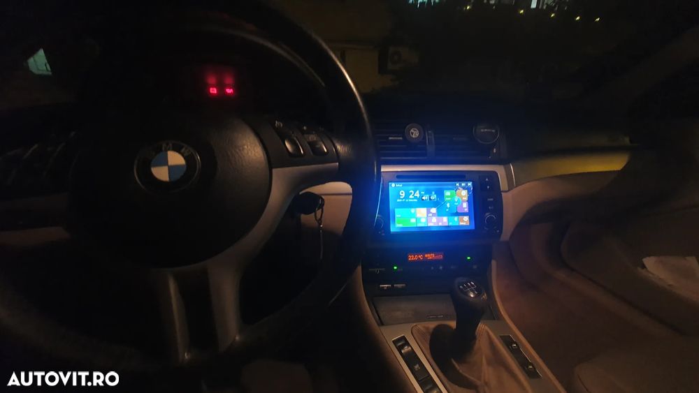 BMW Seria 3 318i - 38