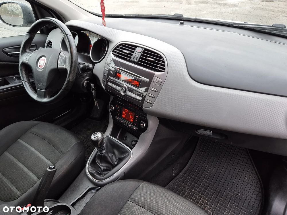 Fiat Bravo 1.4 16V My - 16