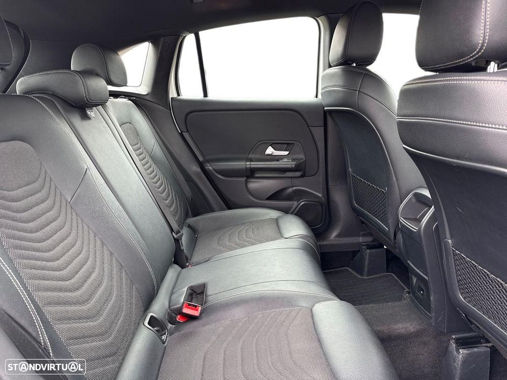 Mercedes-Benz GLA 220 d Style - 15