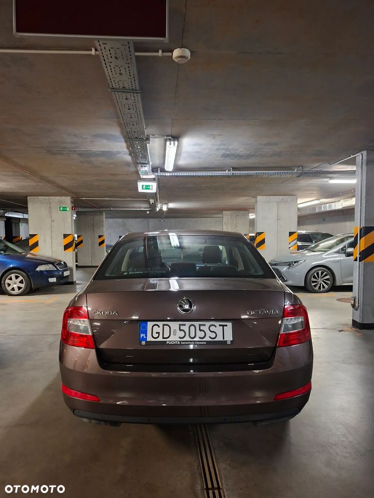 Skoda Octavia 1.4 TSI Ambition - 10