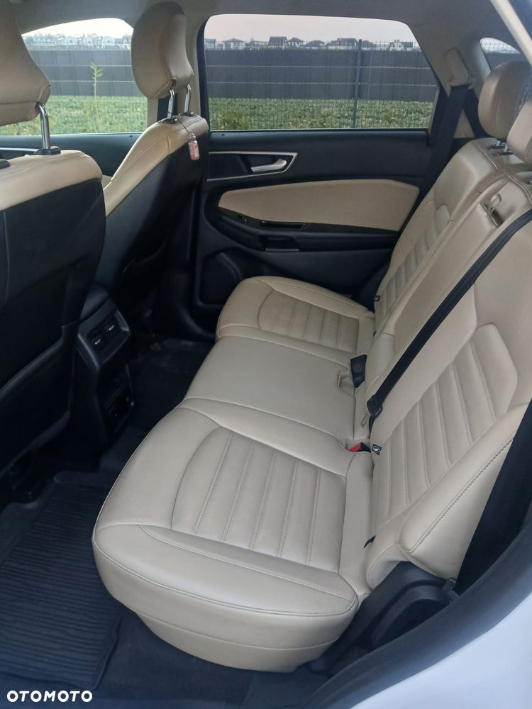 Ford Edge - 9
