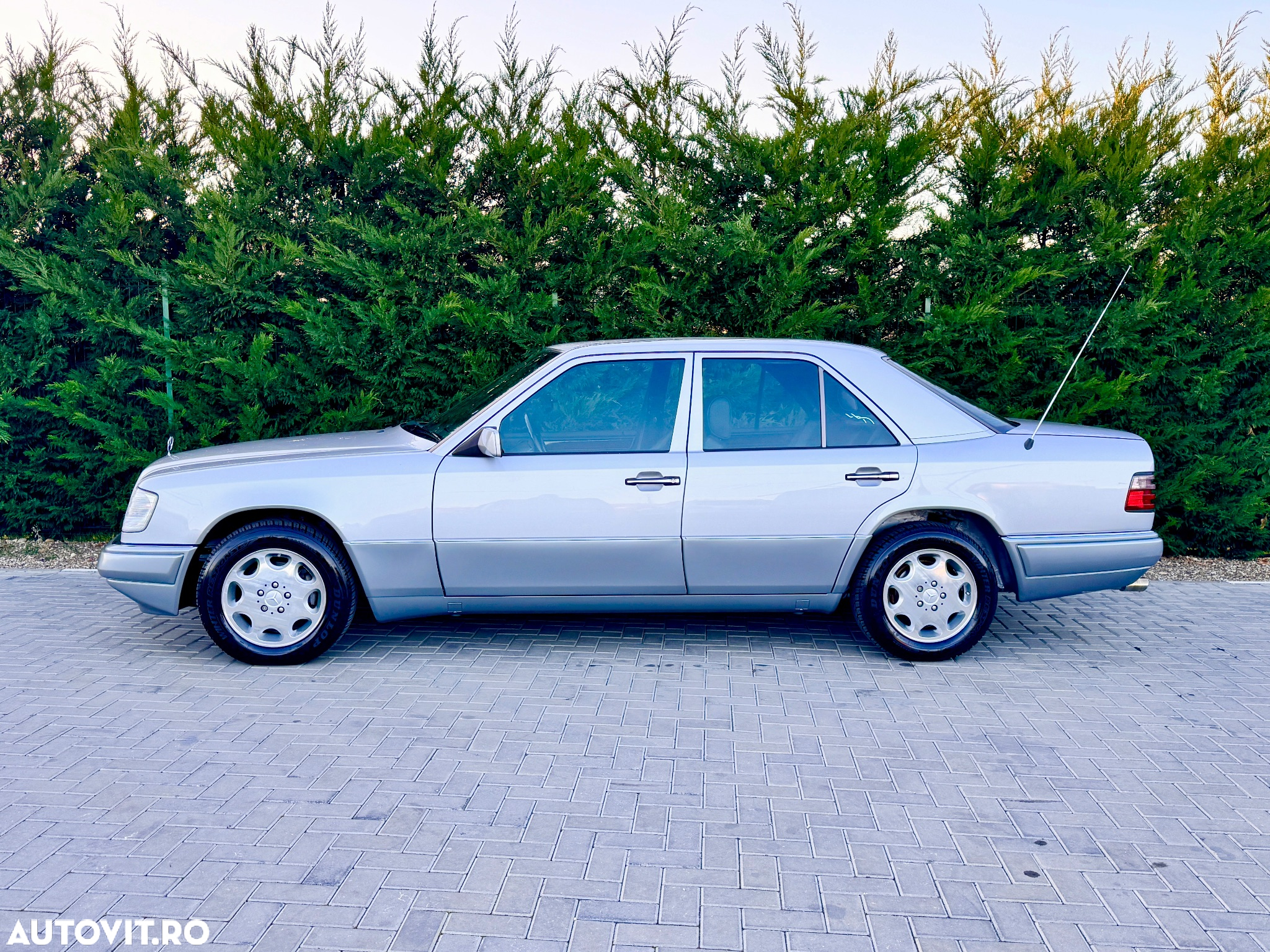 Mercedes-Benz W124 - 3