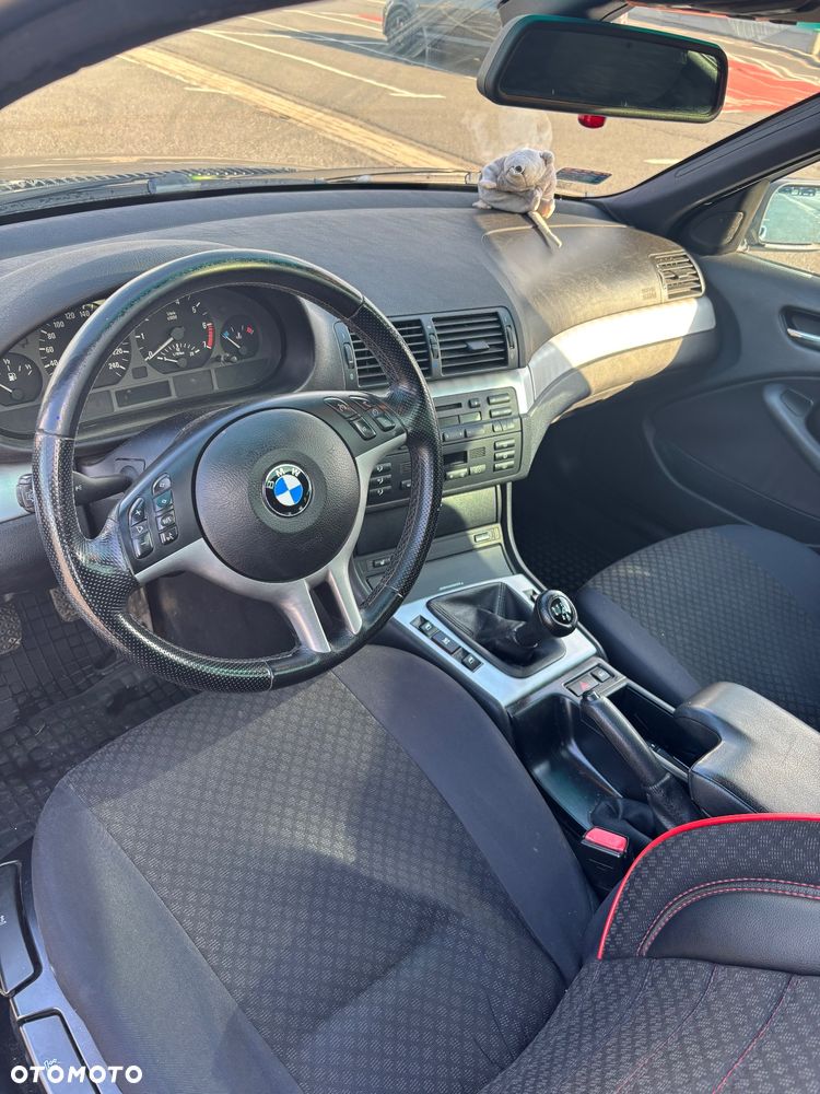 BMW Seria 3 318i - 3