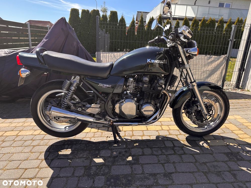 Kawasaki Zephyr - 1