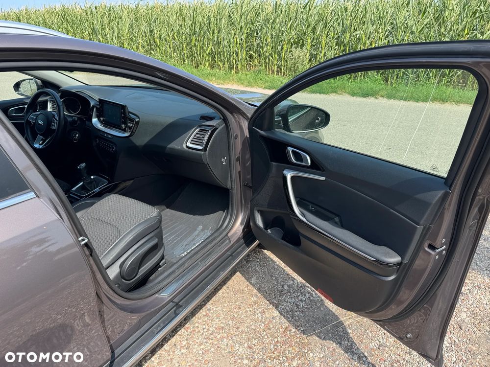 Kia XCeed 1.4 T-GDI L - 31