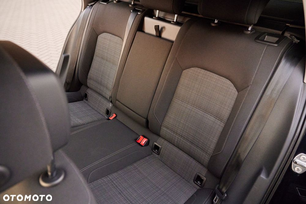 Volkswagen Passat 2.0 TDI EVO Business DSG - 24