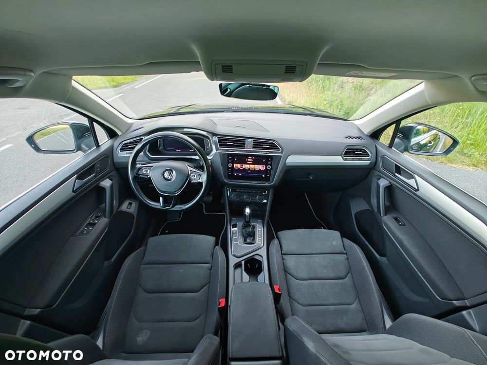 Volkswagen Tiguan - 19