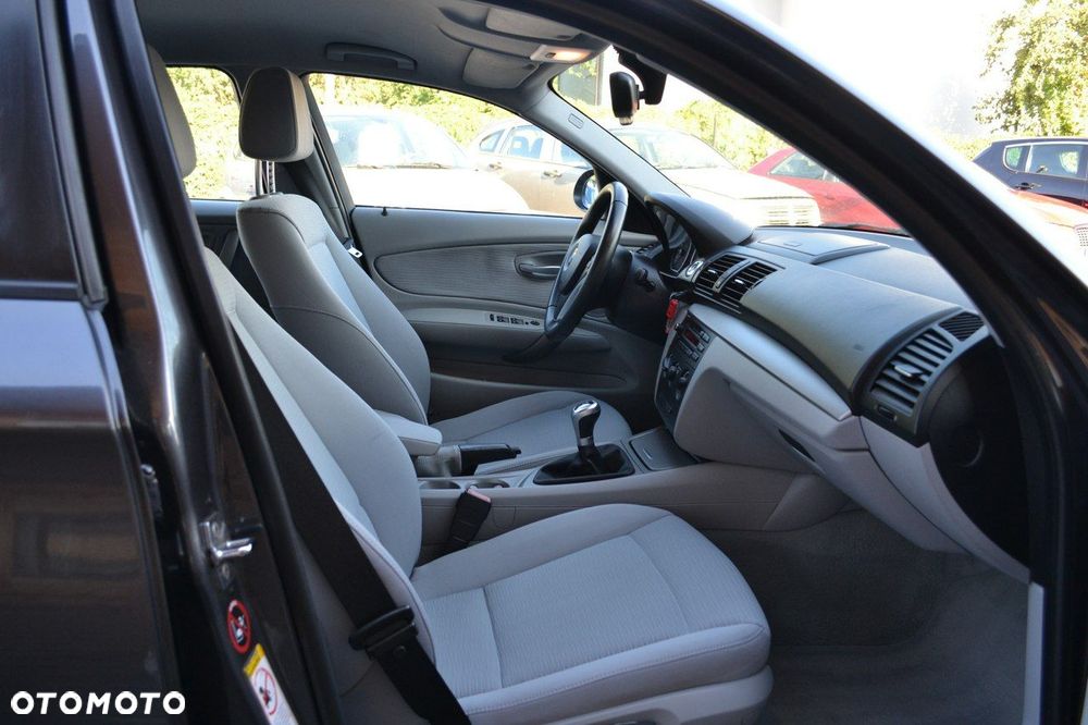 BMW Seria 1 116i - 12