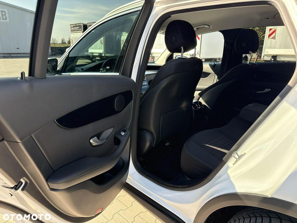 Mercedes-Benz GLC 200 d 4-Matic - 14