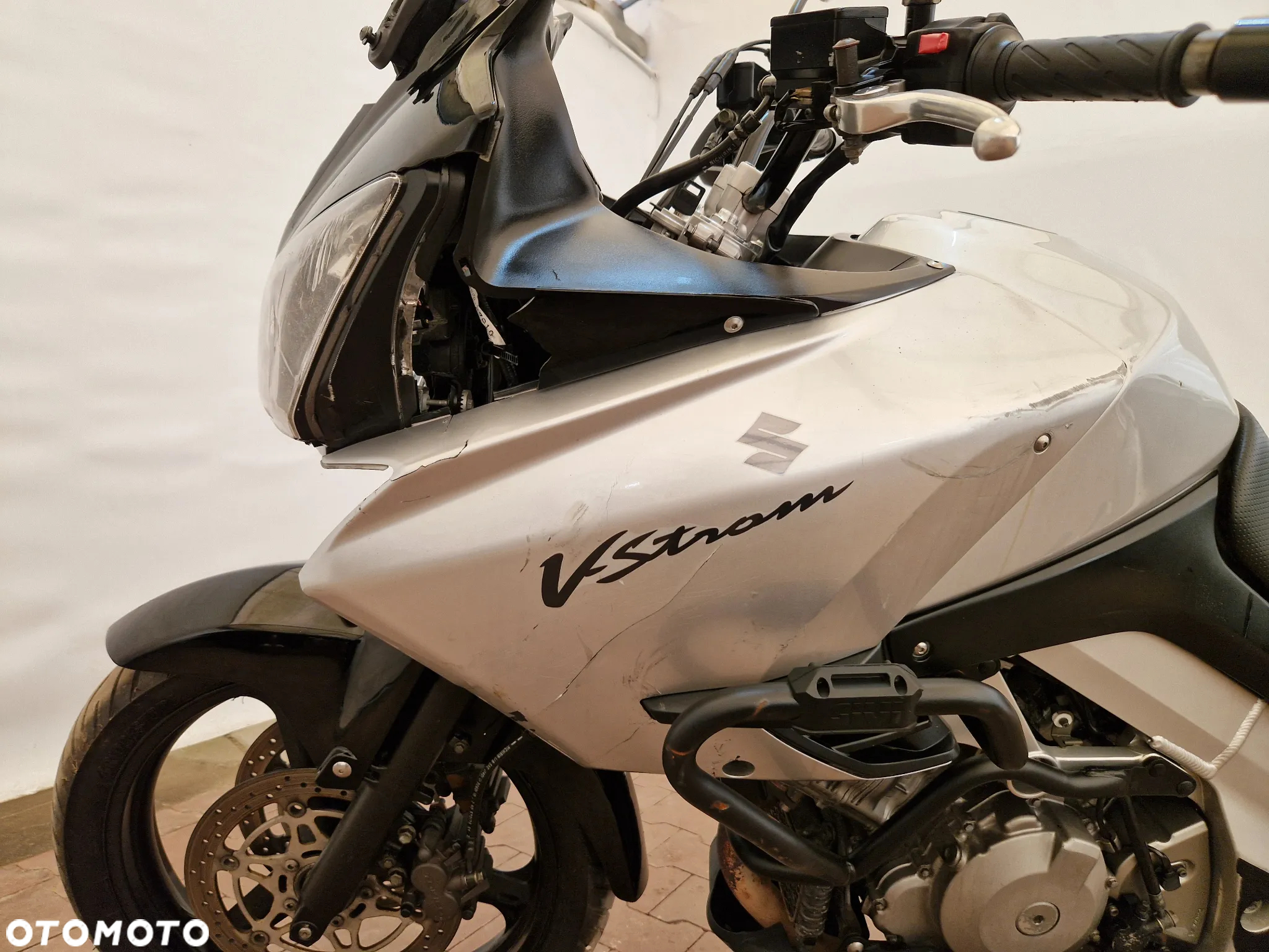 Suzuki DL - 32
