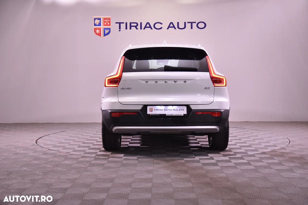 Volvo XC 40 - 4