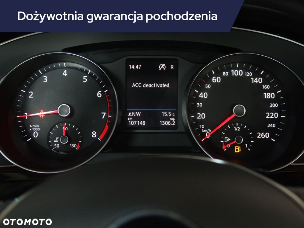 Volkswagen Passat - 13