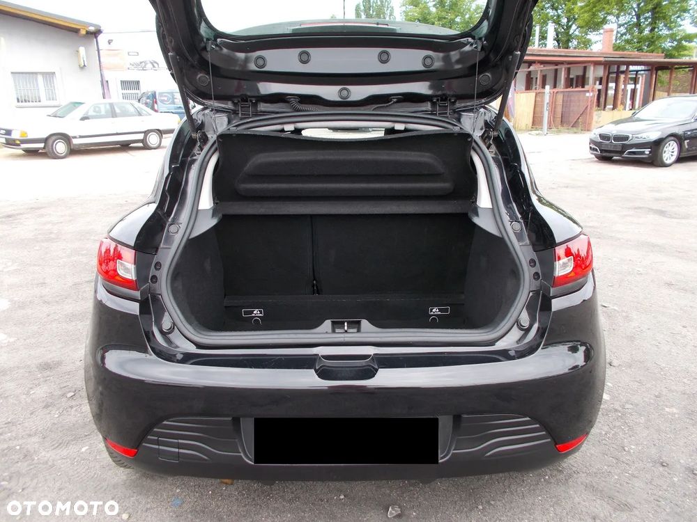 Renault Clio 1.2 16V 75 Dynamique - 9