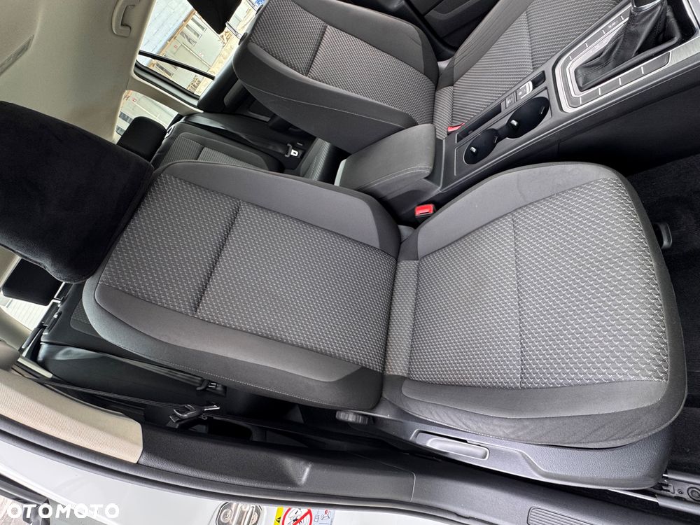 Volkswagen Passat Variant 2.0 TDI BMT SCR Trendline DSG7 - 13