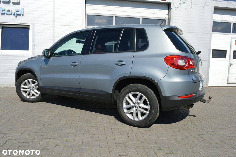 Volkswagen Tiguan - 11