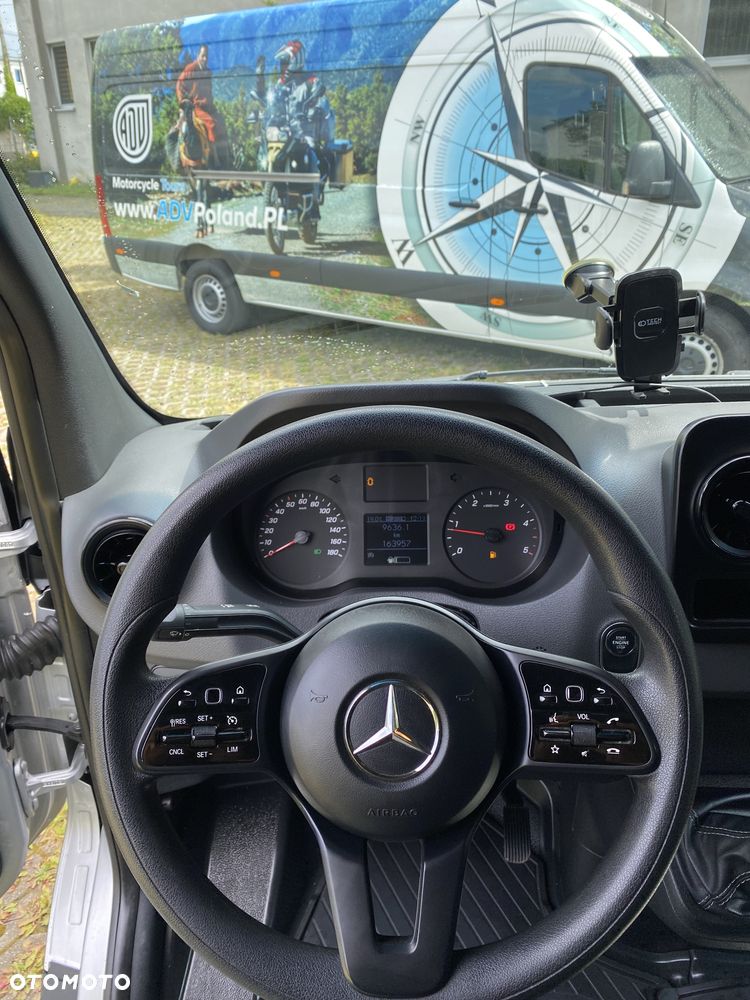 Mercedes-Benz Sprinter - 19