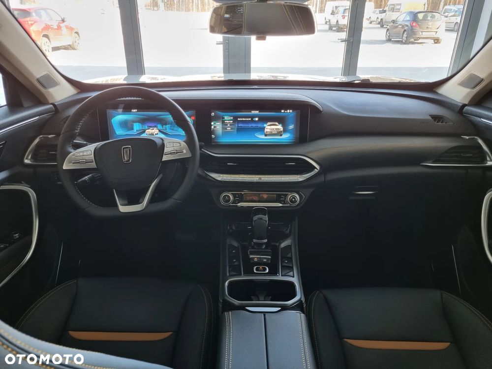 Bestune T77 1.5T Business DCT - 7