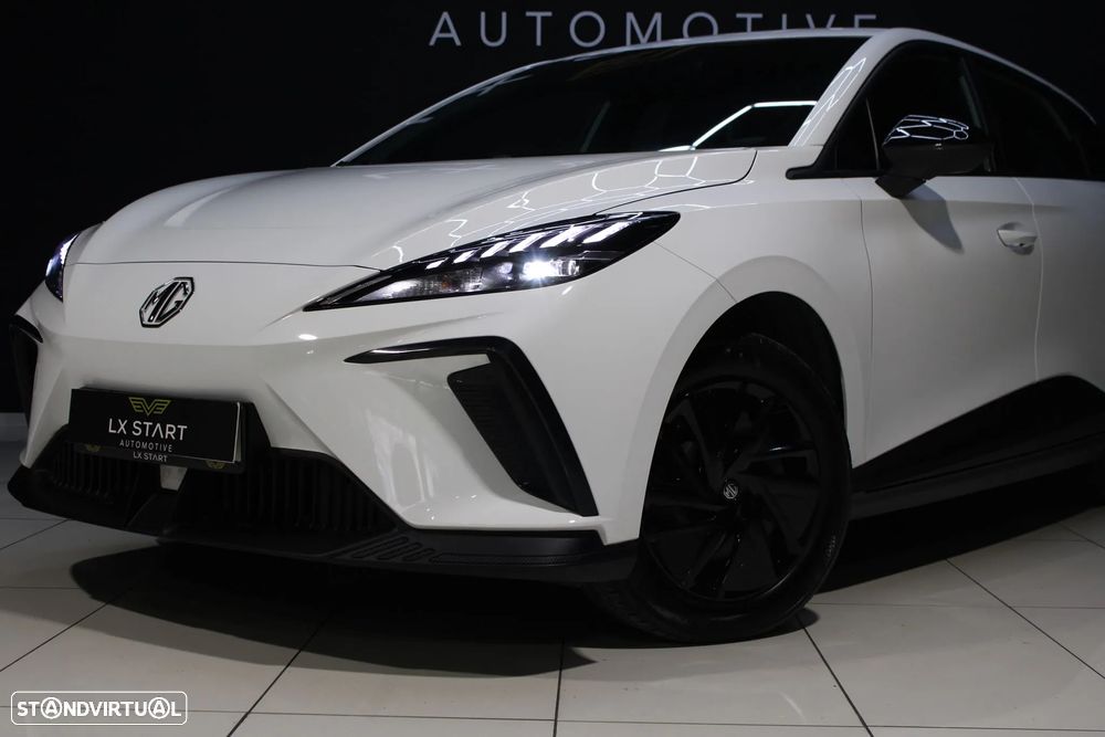 MG MG4 51 kWh Standard - 2