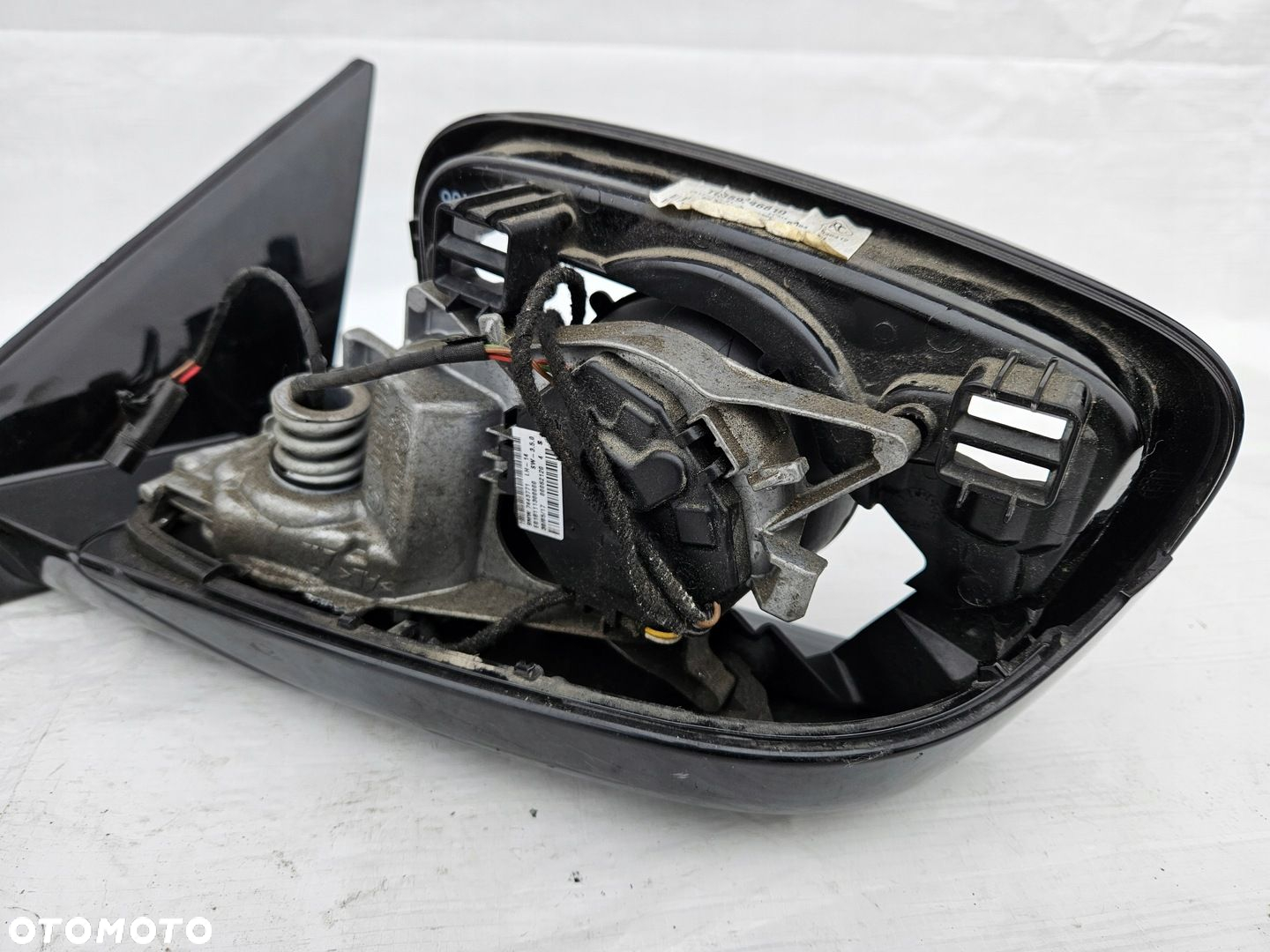 LUSTERKO BMW G30 G31 F0184101U66B LEWE 5 pin - 8