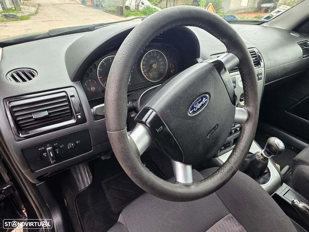 Ford Mondeo 1.8 Trend - 4
