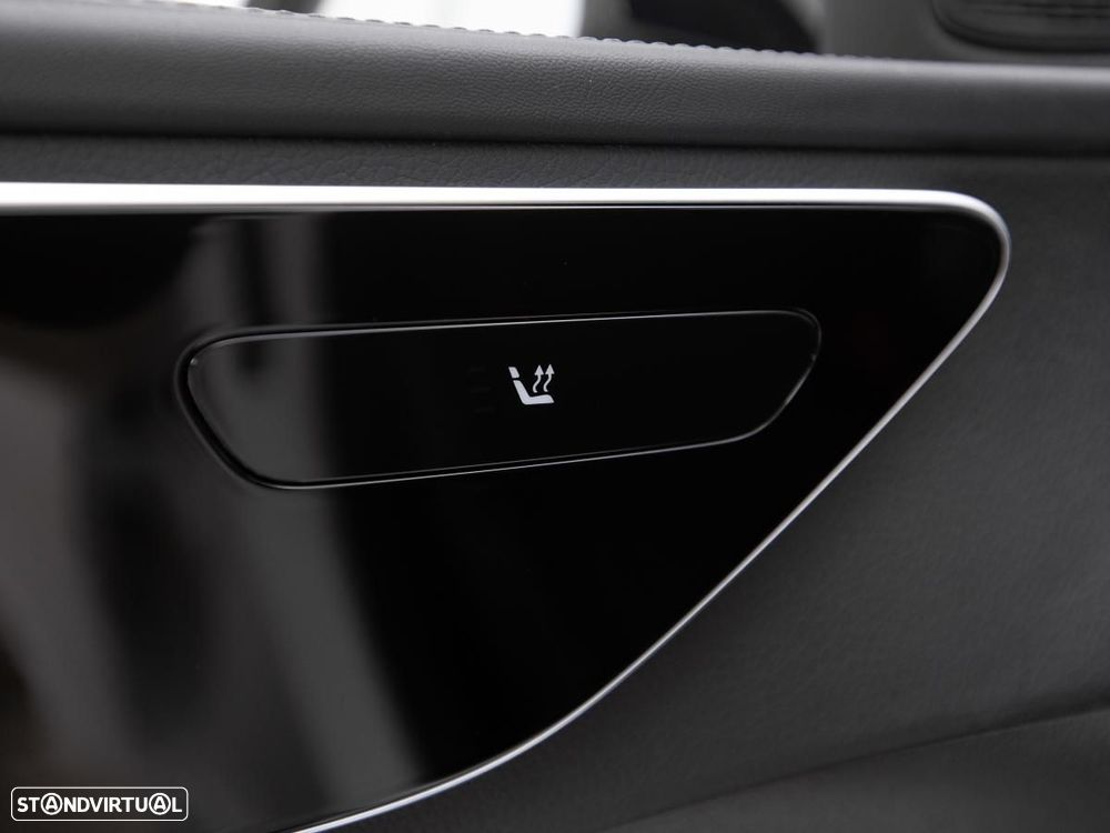 Mercedes-Benz C 300 d AMG Line - 14