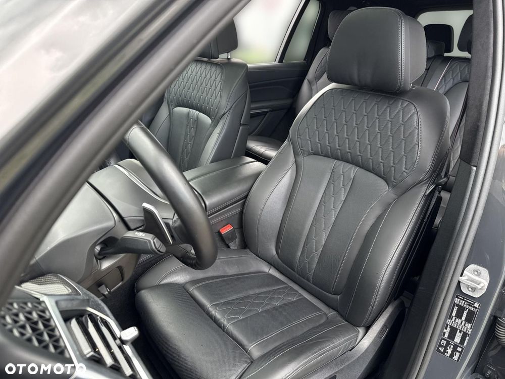 BMW X7 - 8