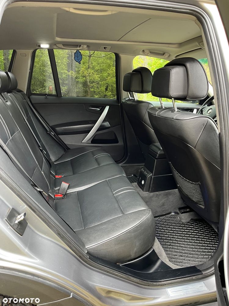 BMW X3 xDrive20d - 17