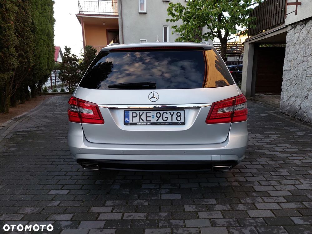 Mercedes-Benz Klasa E 350 CDI BlueEff Avantgarde - 11