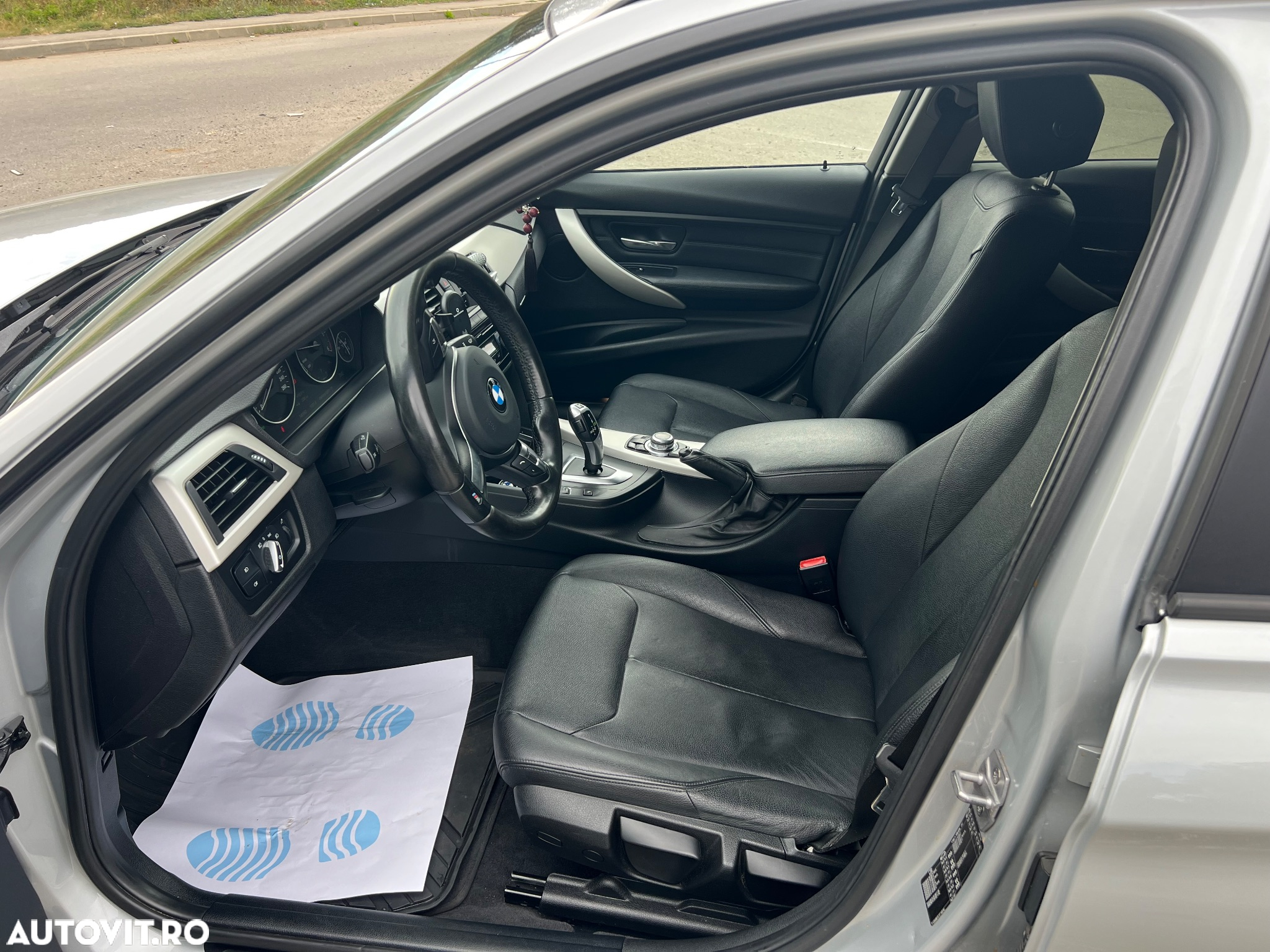 BMW Seria 3 318d Touring Aut. Modern Line - 14