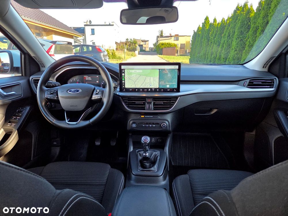 Ford Focus 1.0 EcoBoost Titanium Business - 14