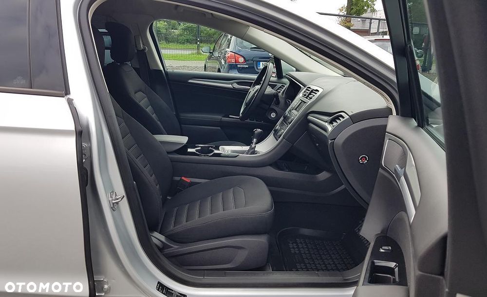 Ford Mondeo 1.6 TDCi ECOnetic Ambiente - 19