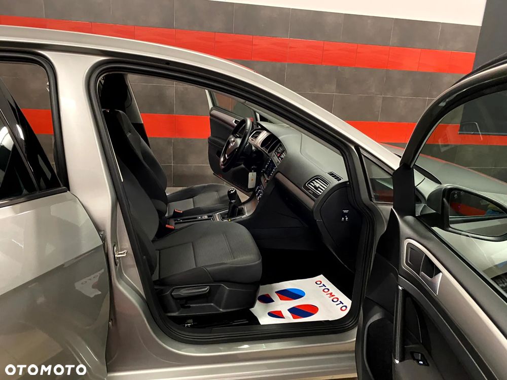 Volkswagen Golf 1.6 TDI BMT Highline - 16