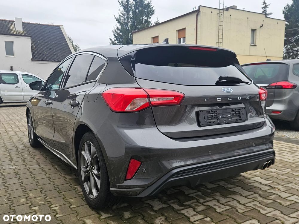 Ford Focus 1.5 TDCi DPF Start-Stopp-System ST-Line - 6