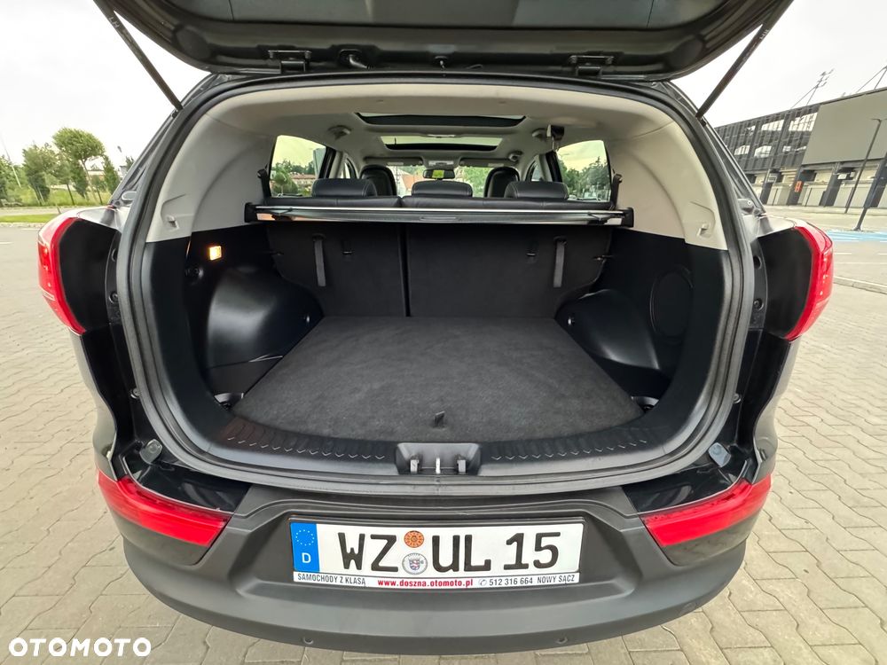 Kia Sportage 2.0 CRDI AWD Dream-Team Edition - 24