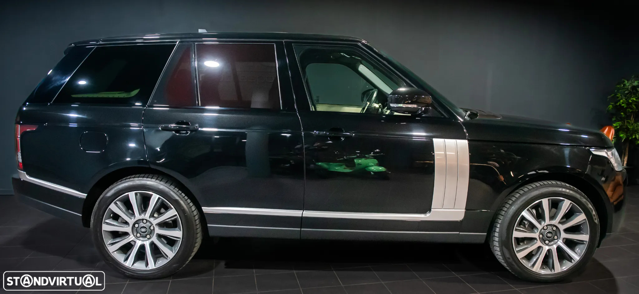 Land Rover Range Rover 4.4 SDV8 Vogue - 10