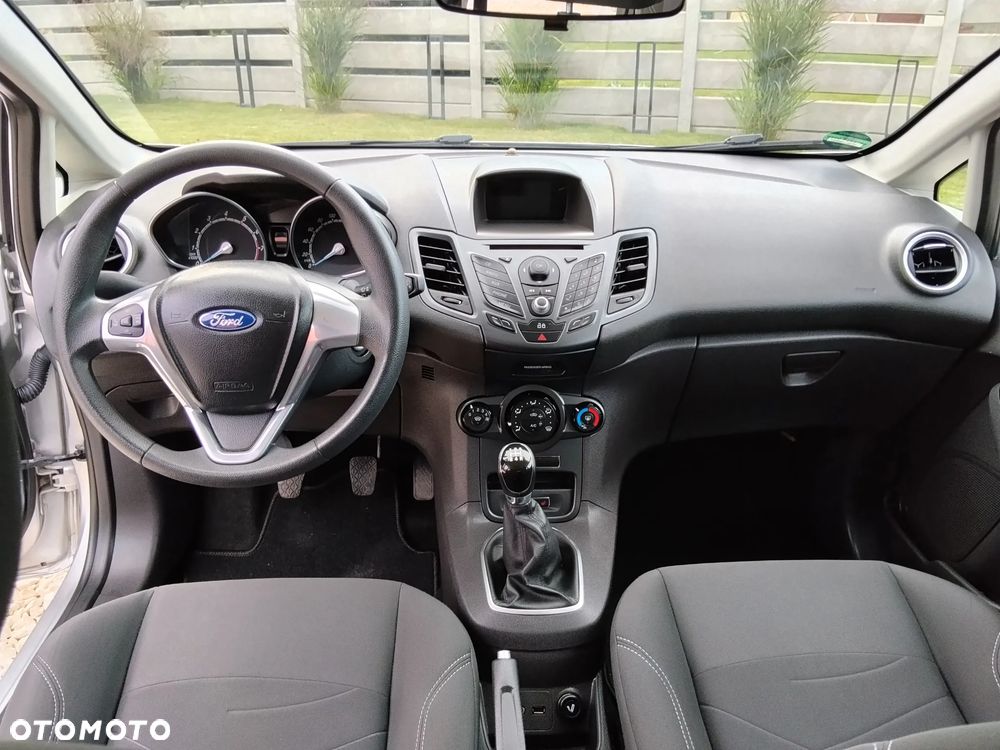 Ford Fiesta - 8