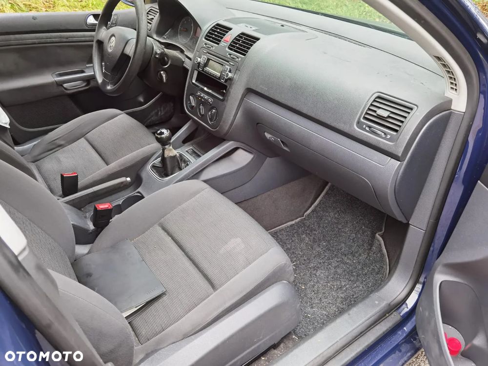 Volkswagen Golf 1.9 TDI DPF Comfortline BlueMotion - 8