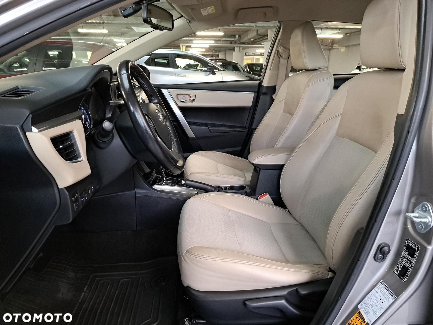 Toyota Corolla 1.6 Prestige MS EU6 - 11
