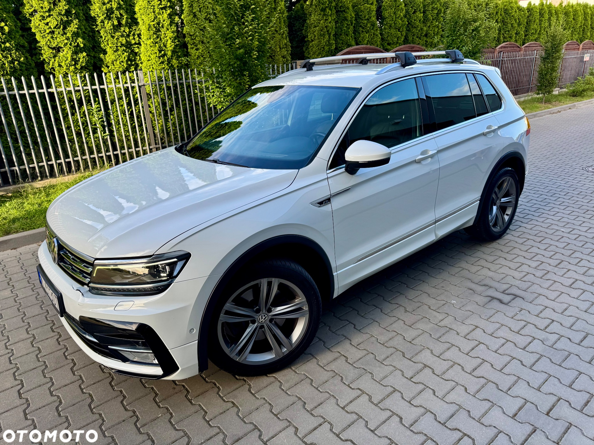 Volkswagen Tiguan 2.0 TSI 4Mot Perfectline R-Style DSG - 9