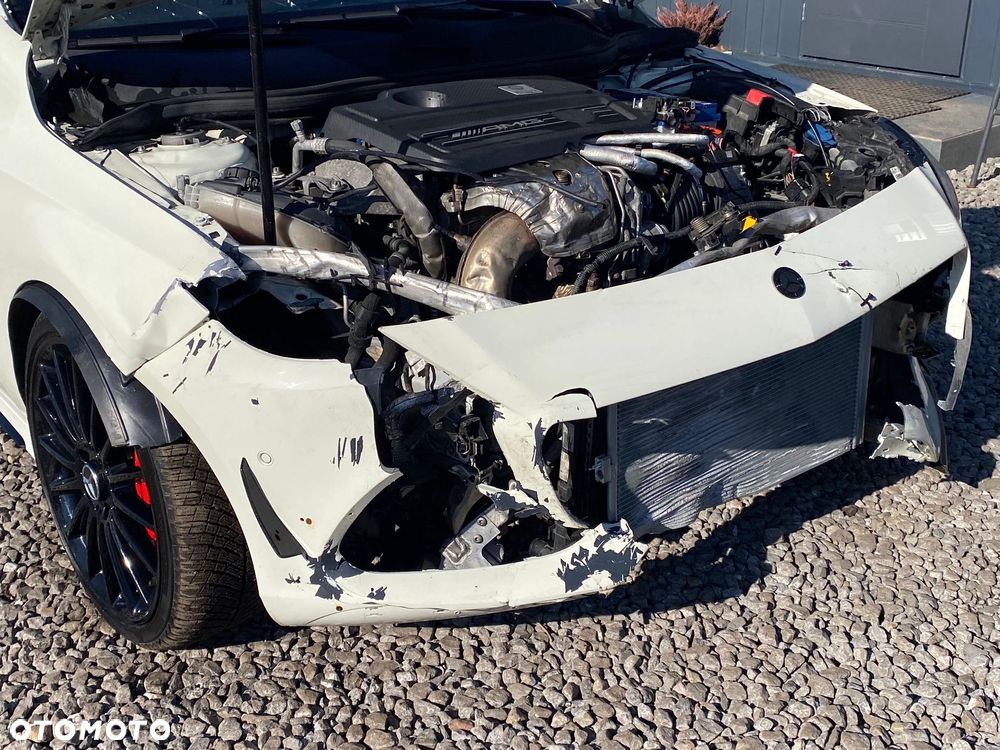 Mercedes-Benz Klasa A AMG 45 4Matic AMG Speedshift 7G-DCT - 9