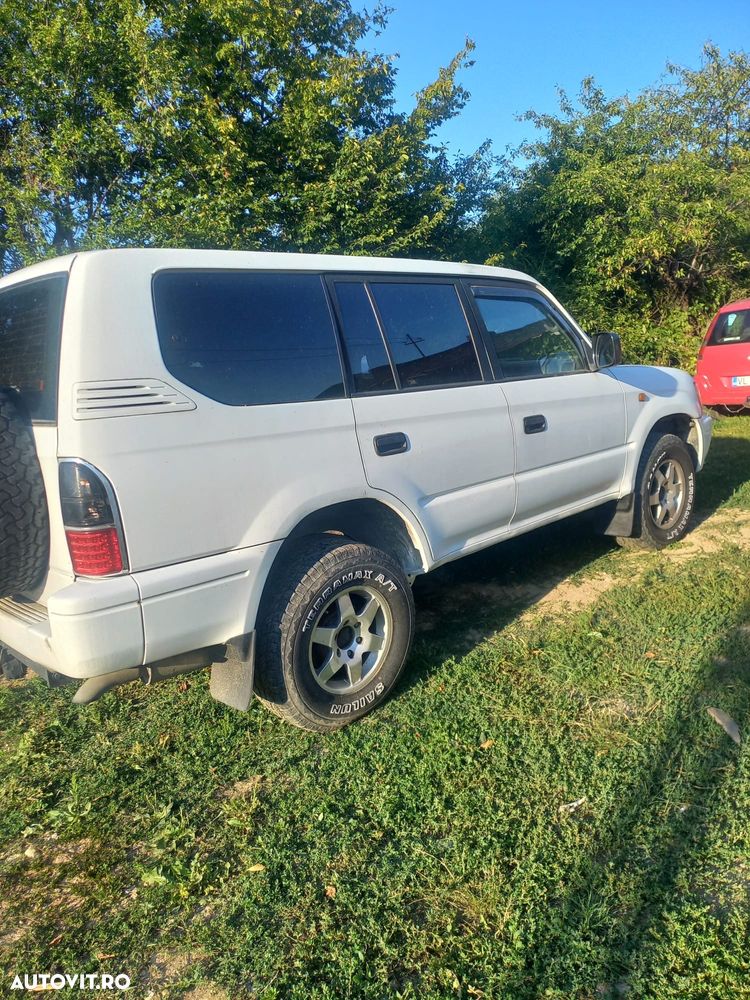 Toyota Land Cruiser 3.0 TD-4D Comfort - 5