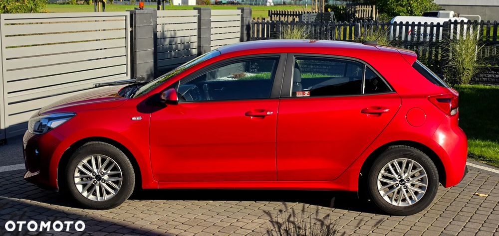 Kia Rio 1.2 L - 19