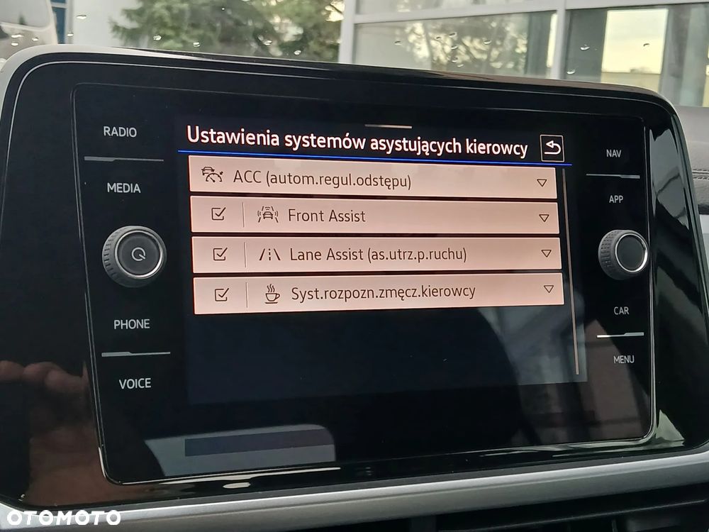 Volkswagen T-Roc 1.5 TSI Life - 18