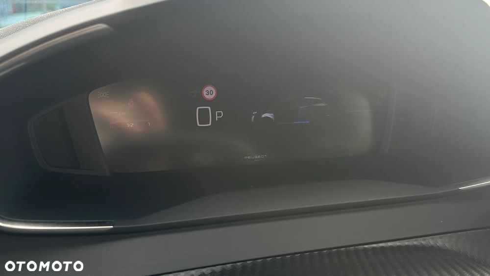 Peugeot 2008 Hybrid 145 e-DSC Allure - 12
