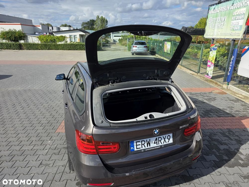 BMW Seria 3 316i - 5