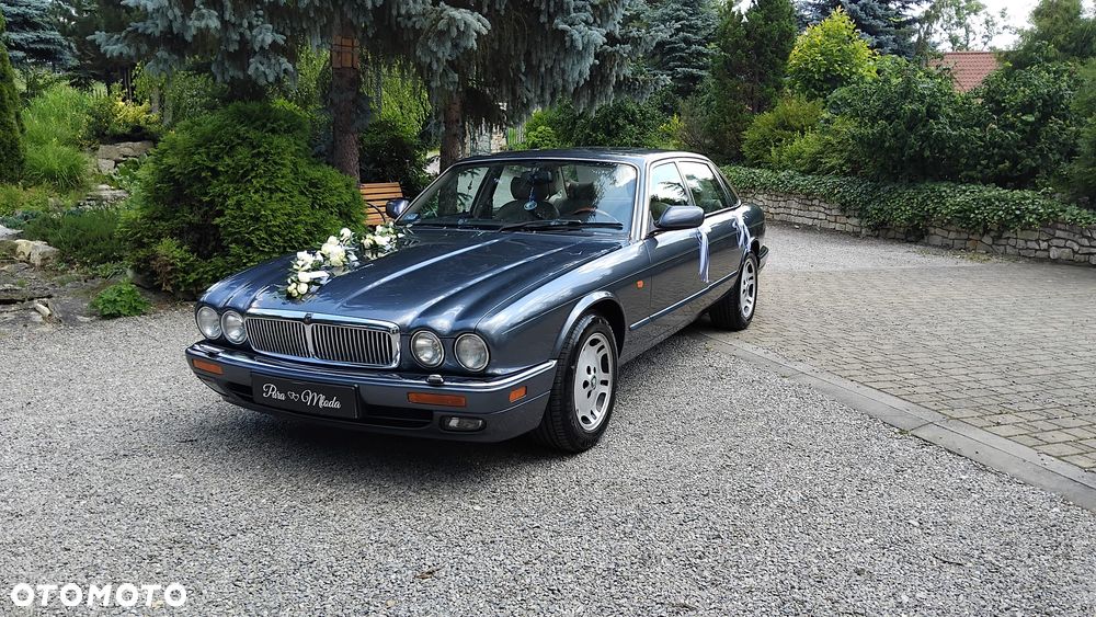 Jaguar XJ - 2