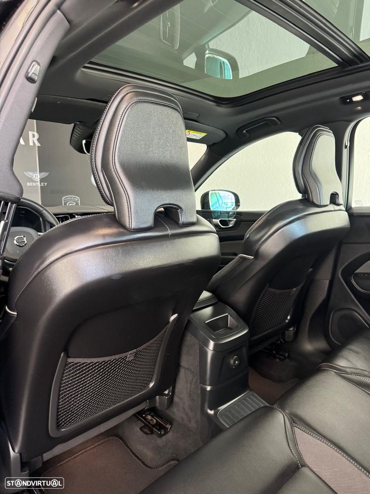 Volvo XC 60 2.0 T6 PHEV Black Edition AWD - 17