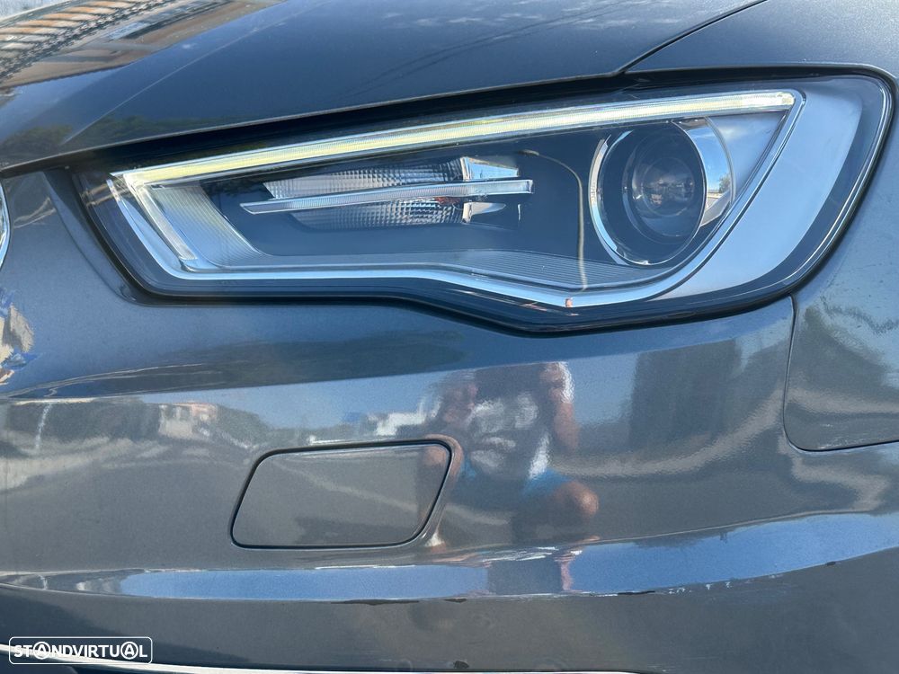 Audi A3 Limousine 1.6 TDI S-line S tronic foto 2