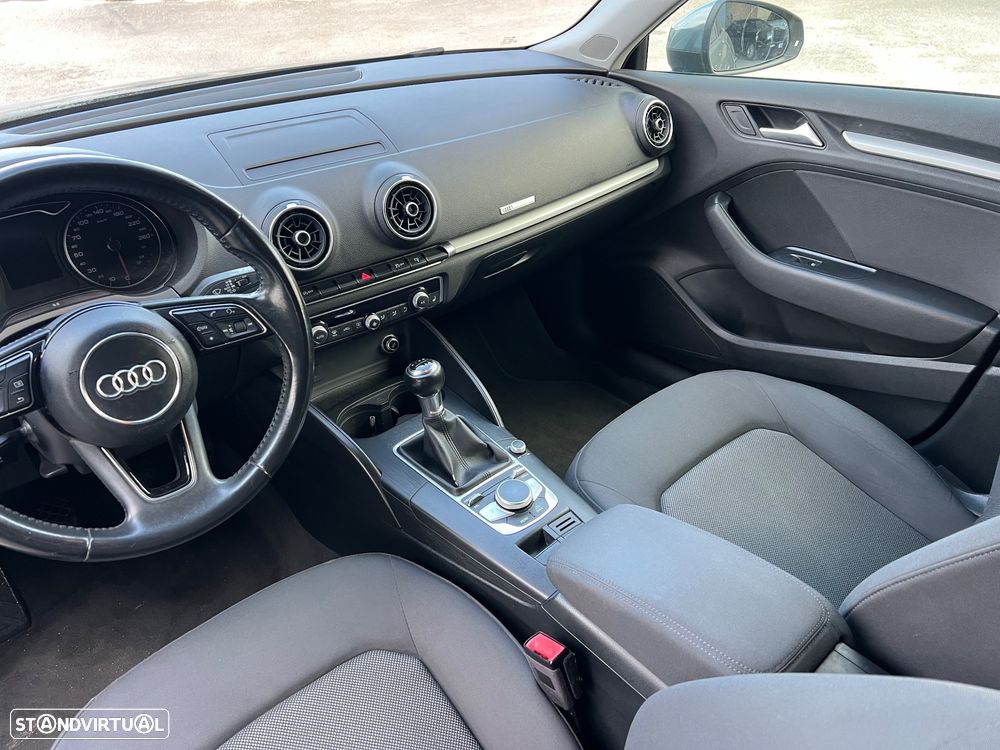 Audi A3 Sportback 1.6 TDI Sport - 11